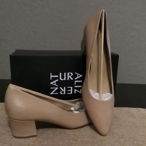 Naturalizer, size 11